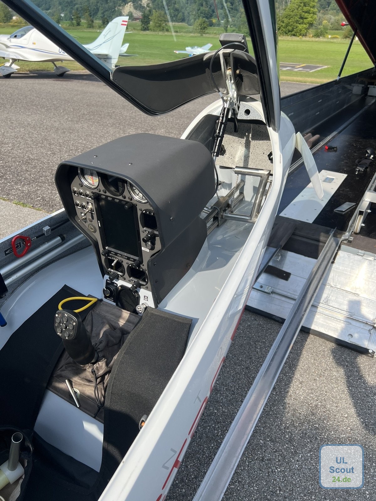 Ähnliche Anzeige: UL Segelflugzeug Silent 2